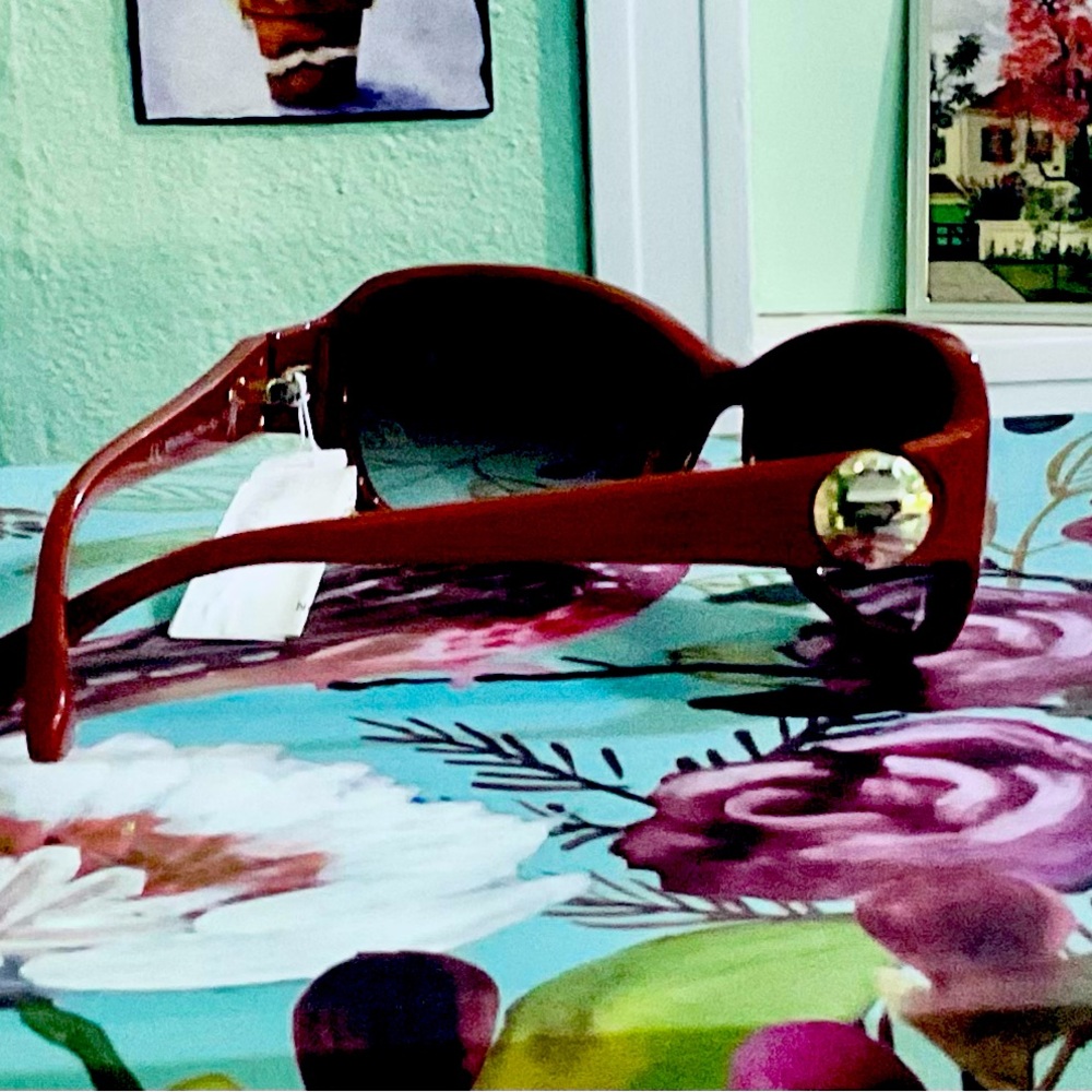 NWT MARC by MARC JACOBS BURGUNDY SUNGLASSES